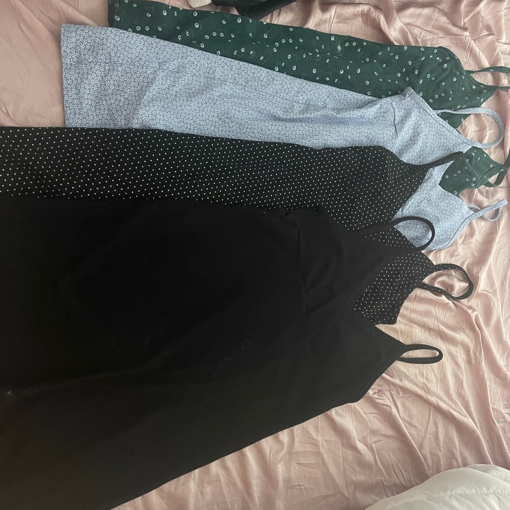 4 RARE BRANDY MELVILLE DRESSES